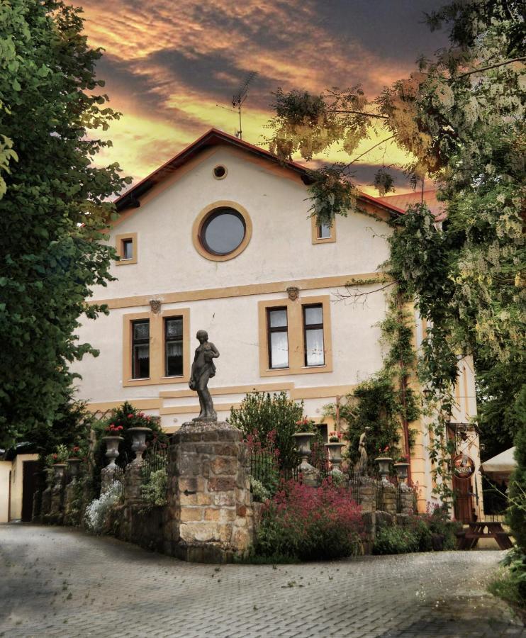 U Zlate Brany Cesky Raj Wellness Hotell Libuň Exteriör bild